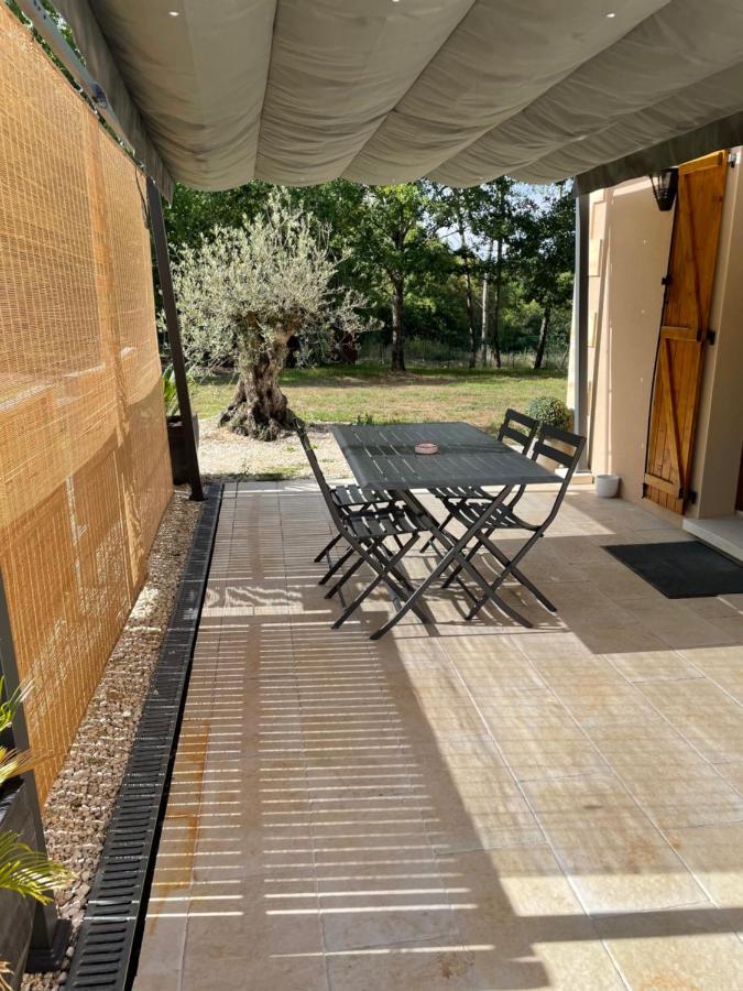 Gite Des Petites Fayes Sud La Douze Dış mekan fotoğraf